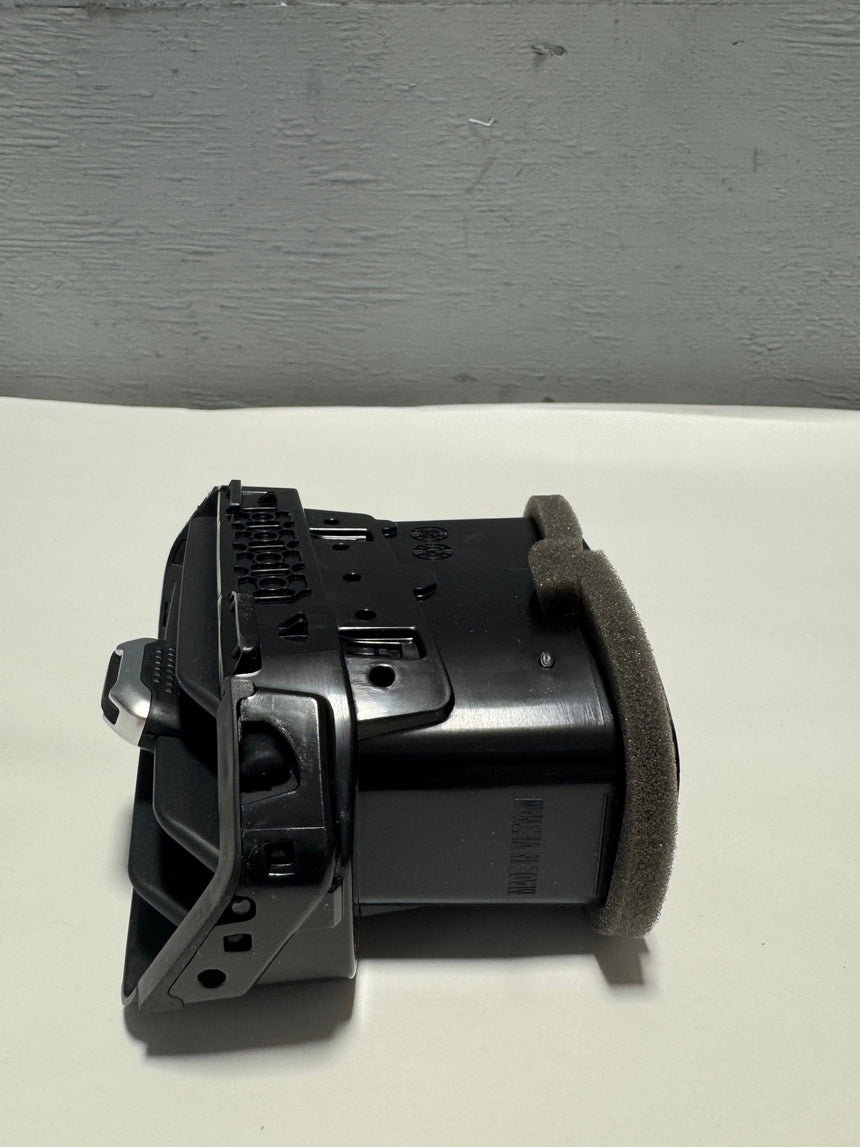2019-2025 Silverado Sierra Driver Side Center Air Vent Outlet Deflector Genuine OEM