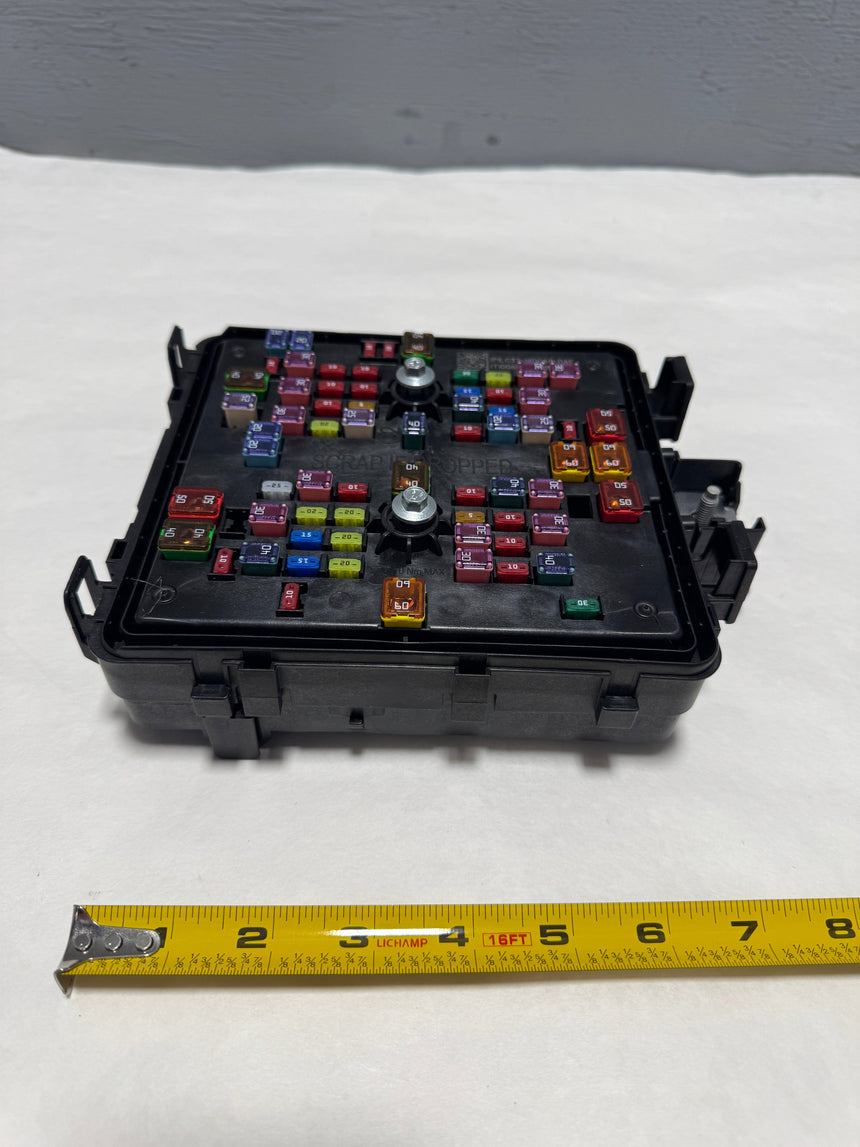 2020-2021 Ford F-250 F-350 6.7 Diesel Engine Fuse Panel Relay Box Under Hood OEM