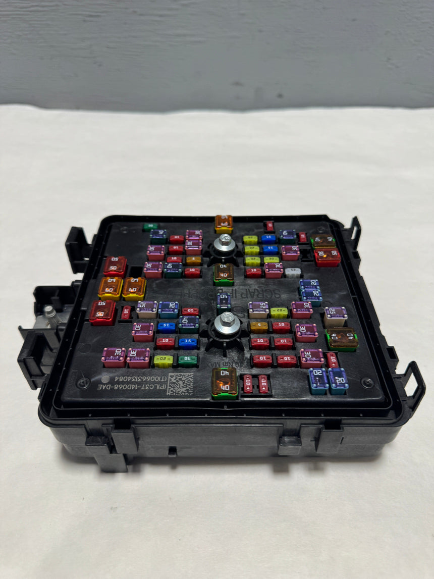 2020-2022 Ford F-250 F-350 6.2 7.3 Gas Engine Fuse Panel Relay Box Under Hood