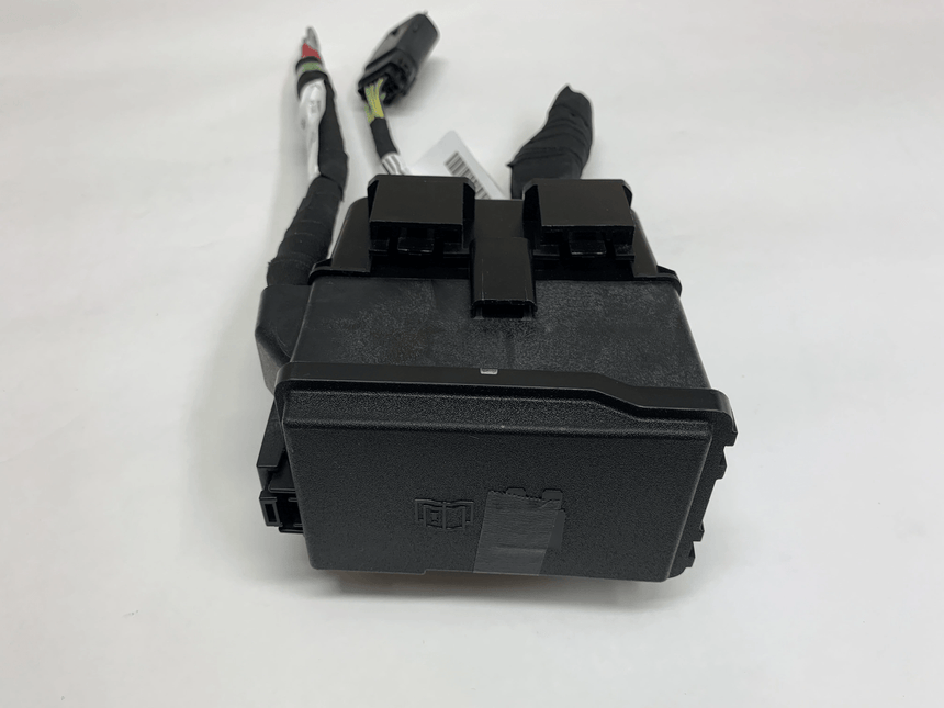 2020-2022 Ford Super Duty F-250 F-350 Upfitter Fuse & Relay Panel