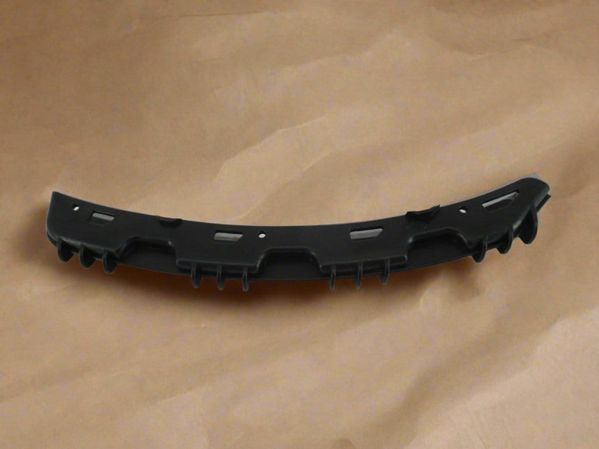 2020-2022 Kia Soul Driver Side Front Bumper Inner Bracket OEM