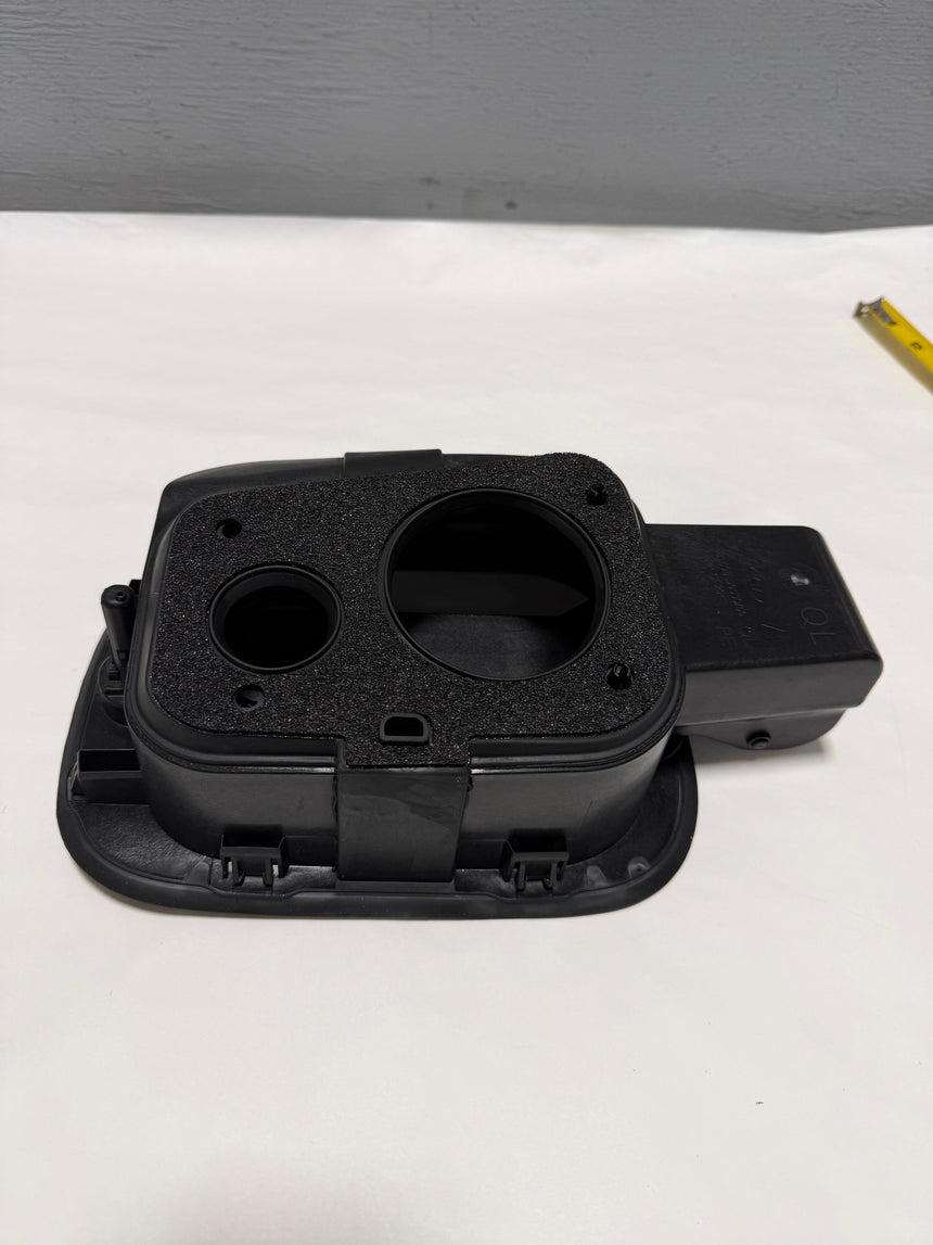 2020-2022 Kia Sportage Fuel Filler housing With Hinge OEM
