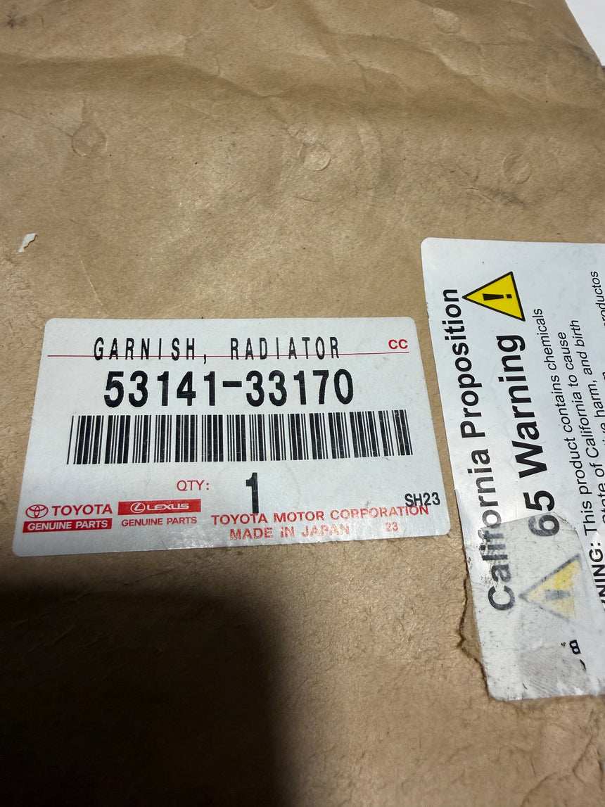 2020-2022 Lexus RX350 Non Hybrid New Grille Emblem 53141-33170 OEM