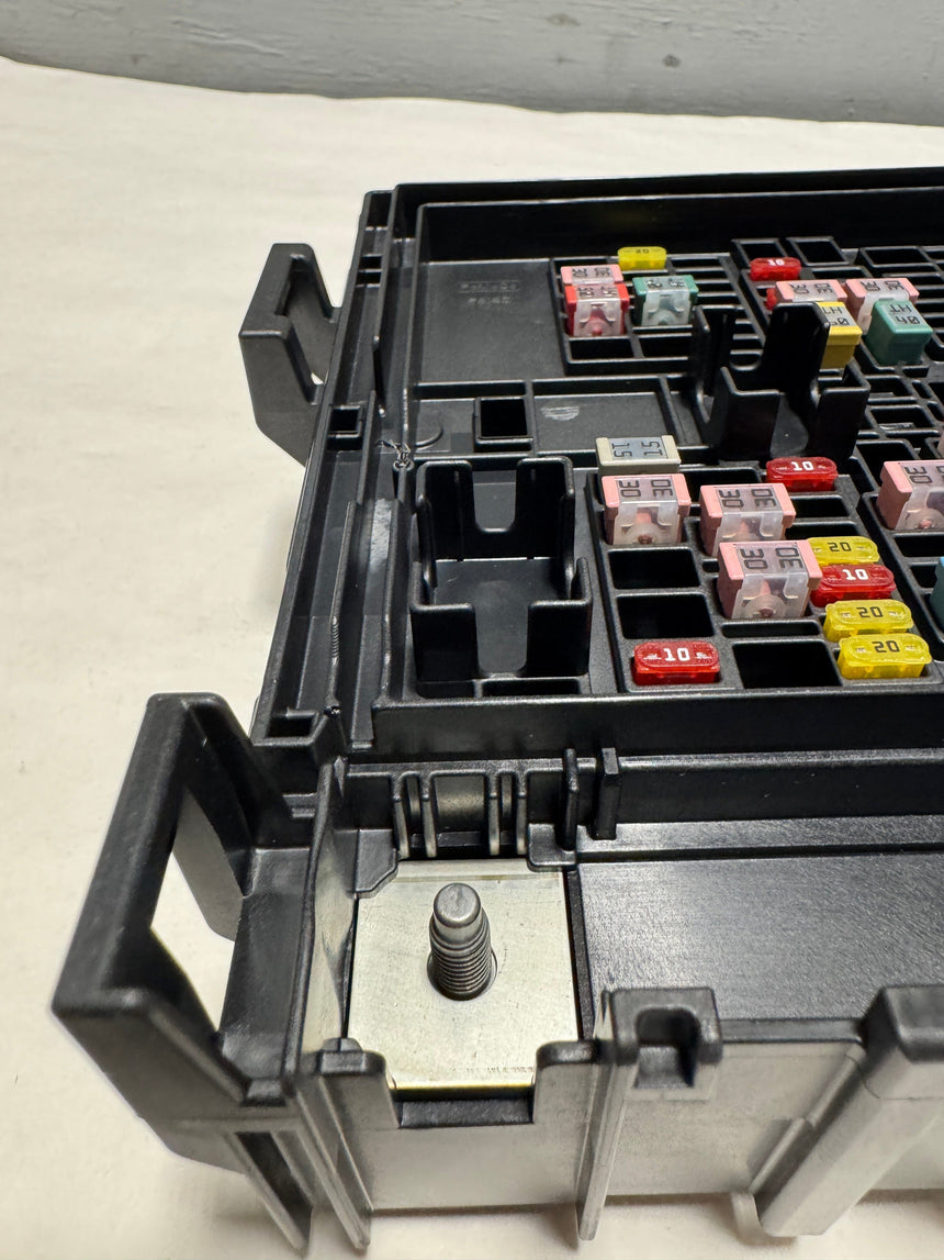 OEM Loaded Fuse Box for 2021-2025 Ford E-350 Van 7.3L Gas