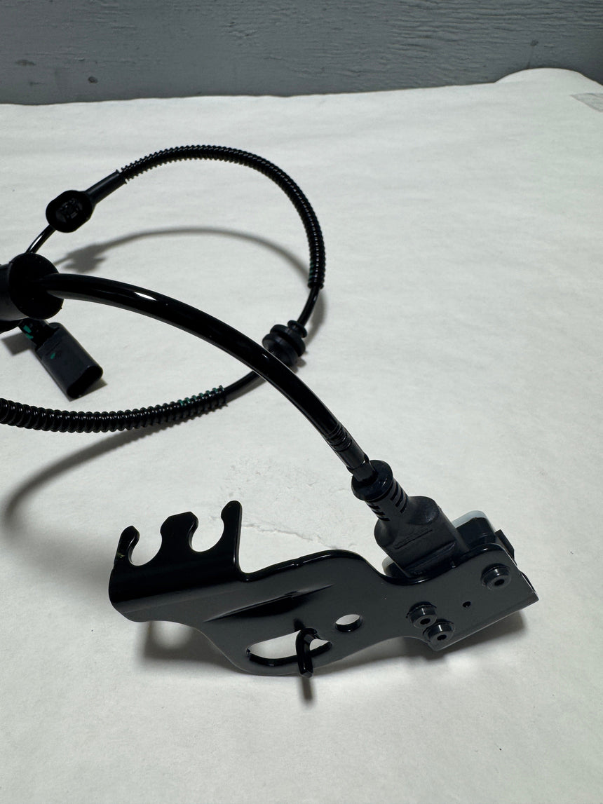 2021-2023 Tahoe Yukon Suburban Passenger Side Front Accelerometer OEM