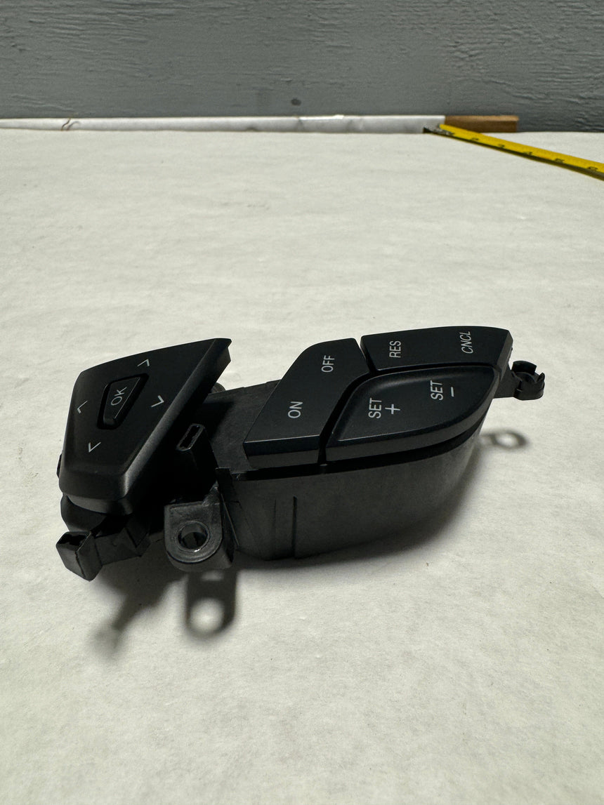 Ford Fusion or Edge Steering Wheel Right Side Cruise Control Switch OEM