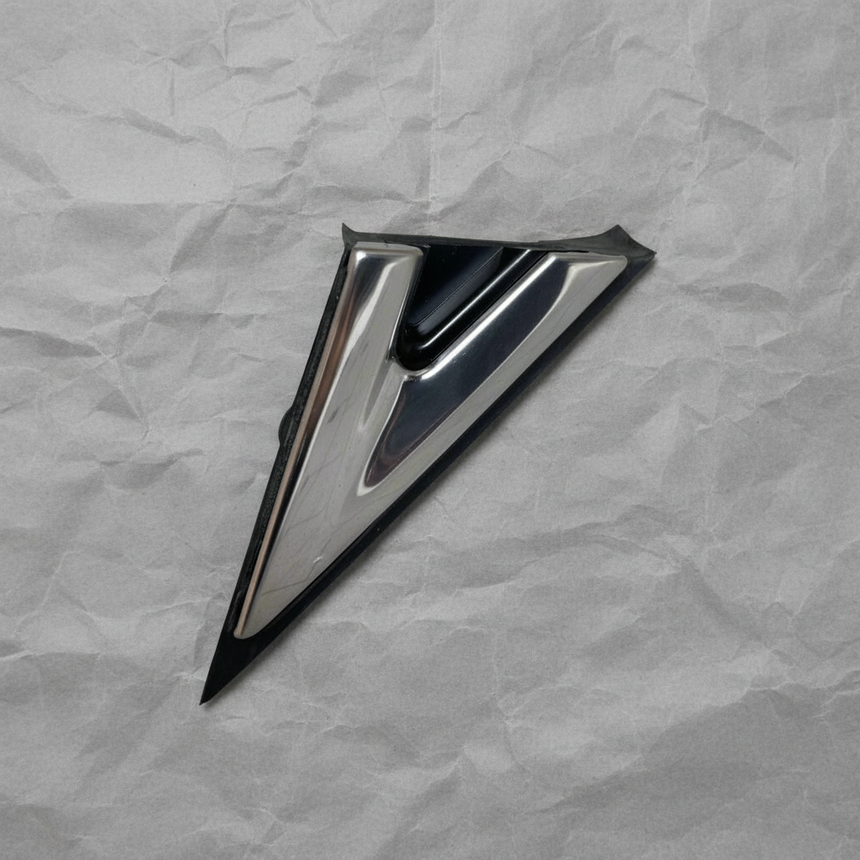 2019-2023 Lincoln Nautilus OEM Passenger Side Front Fender Corner Chrome Molding - Full View