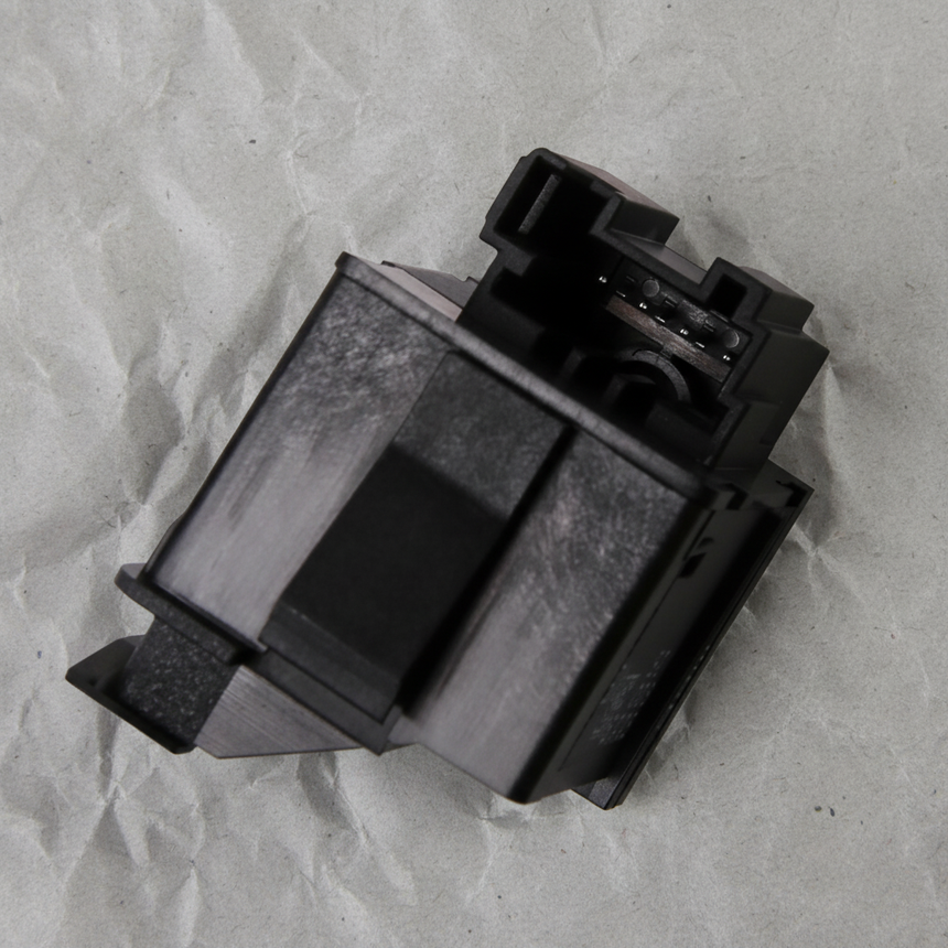 2010-2017 GM Genuine OEM Camaro Equinox Cruze Console Sunroof Switch - Full View 2