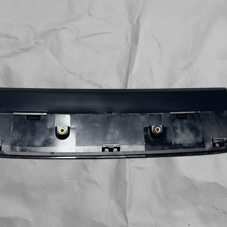 2020-2026 Jeep Gladiator Wrangler OEM Hood Scoop Vent Bezel Black - Middle Macro