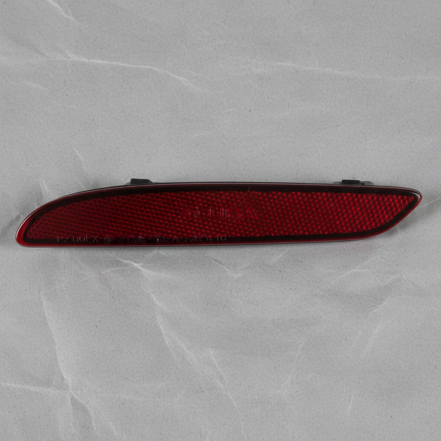Genuine Acura OEM Driver Side Rear Reflector - Middle Detail 1