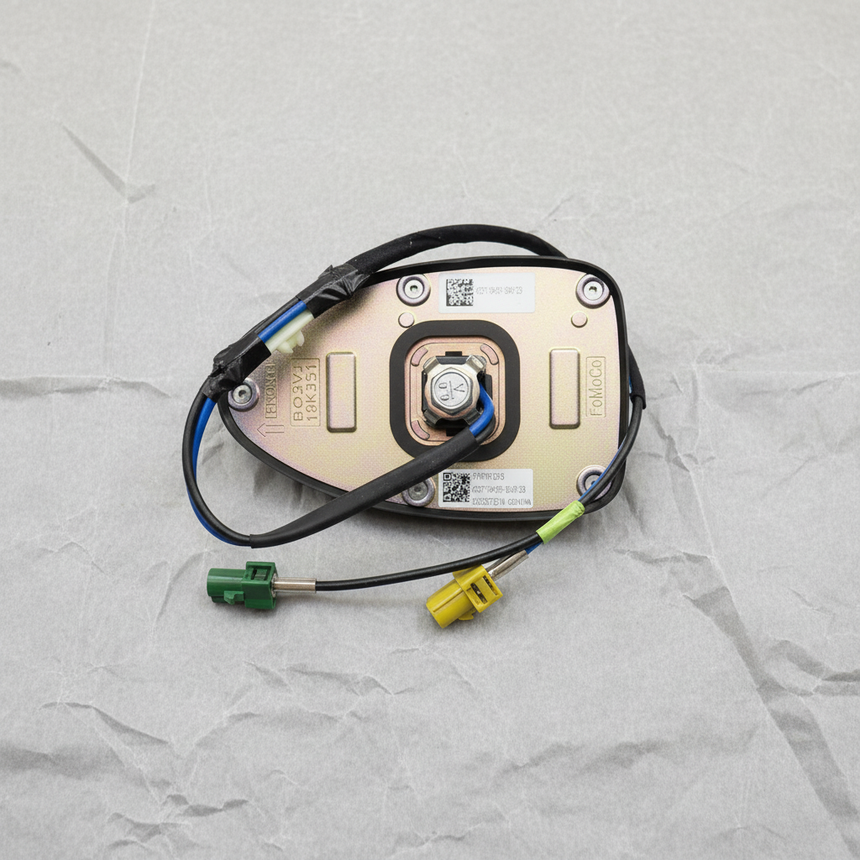 2019-2022 Ford F-250 F-350 Super Duty Satellite Antenna Passenger Side OEM - Full View 2