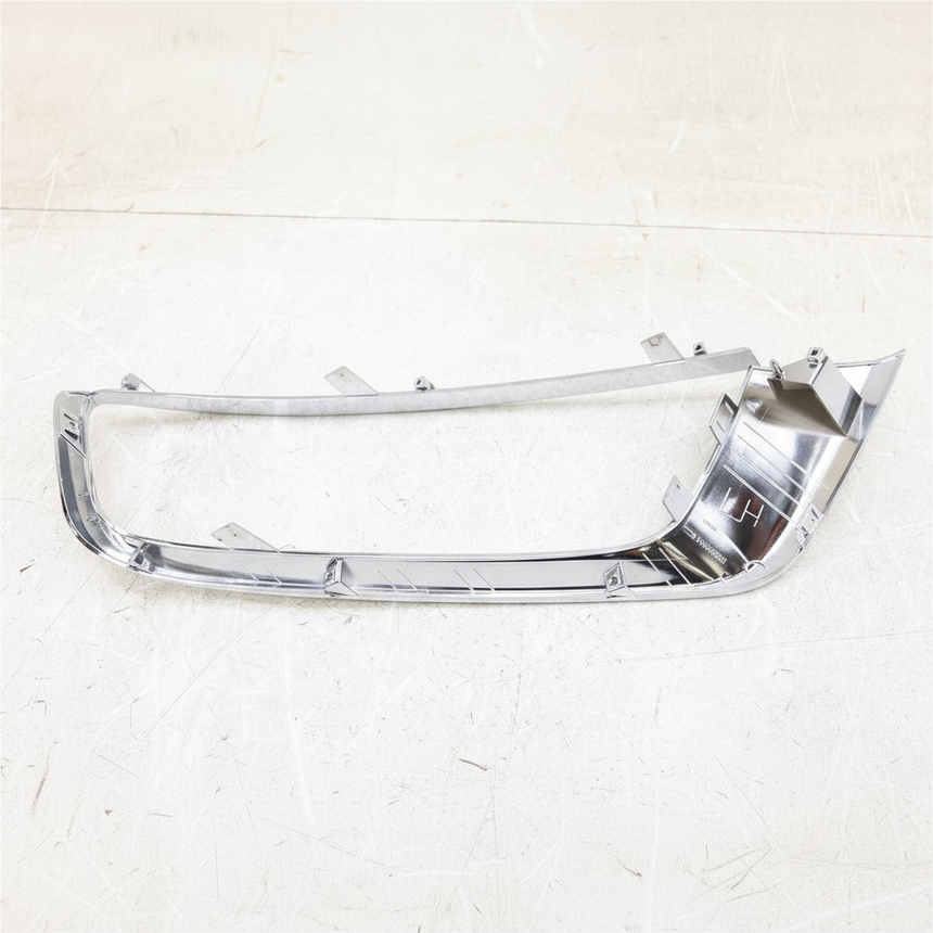 2021-23 Lincoln Nautilus Genuine OEM Driver Side Front Bumper Fog Lamp Bezel Full View 2