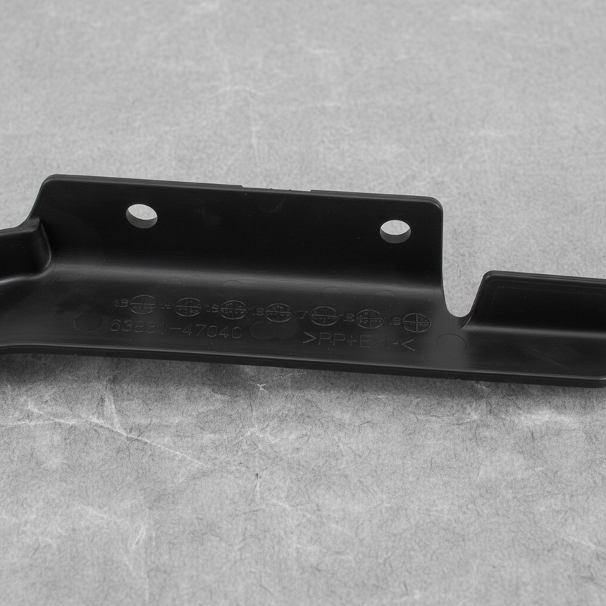 2010-15 Toyota Prius Passenger Side Genuine OEM Front Wheel Opening Extension - Top Detail