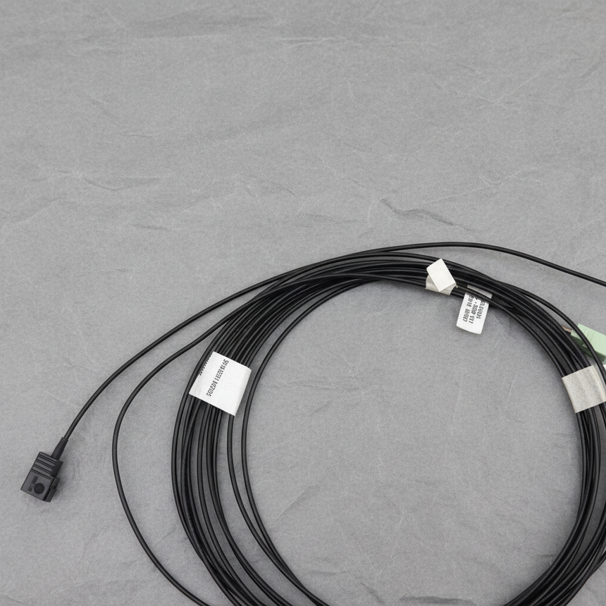 2020-2023 Cadillac XT6 Genuine OEM Digital Radio Navigation Antenna Cable - Bottom Detail