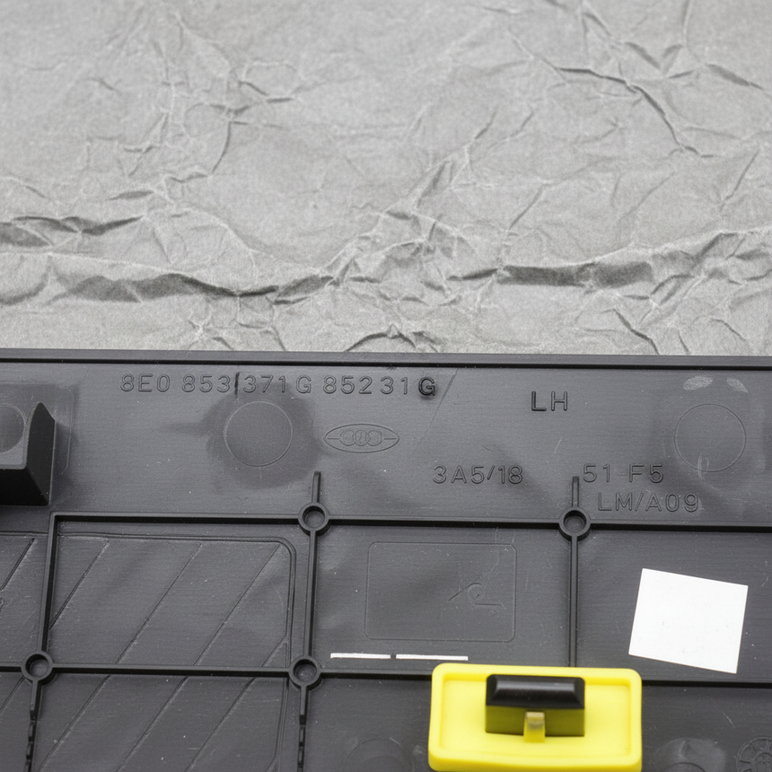 2009-2014 Ford F-150 Crew Cab Rear Door Scuff Plate - Alternate Top Detail