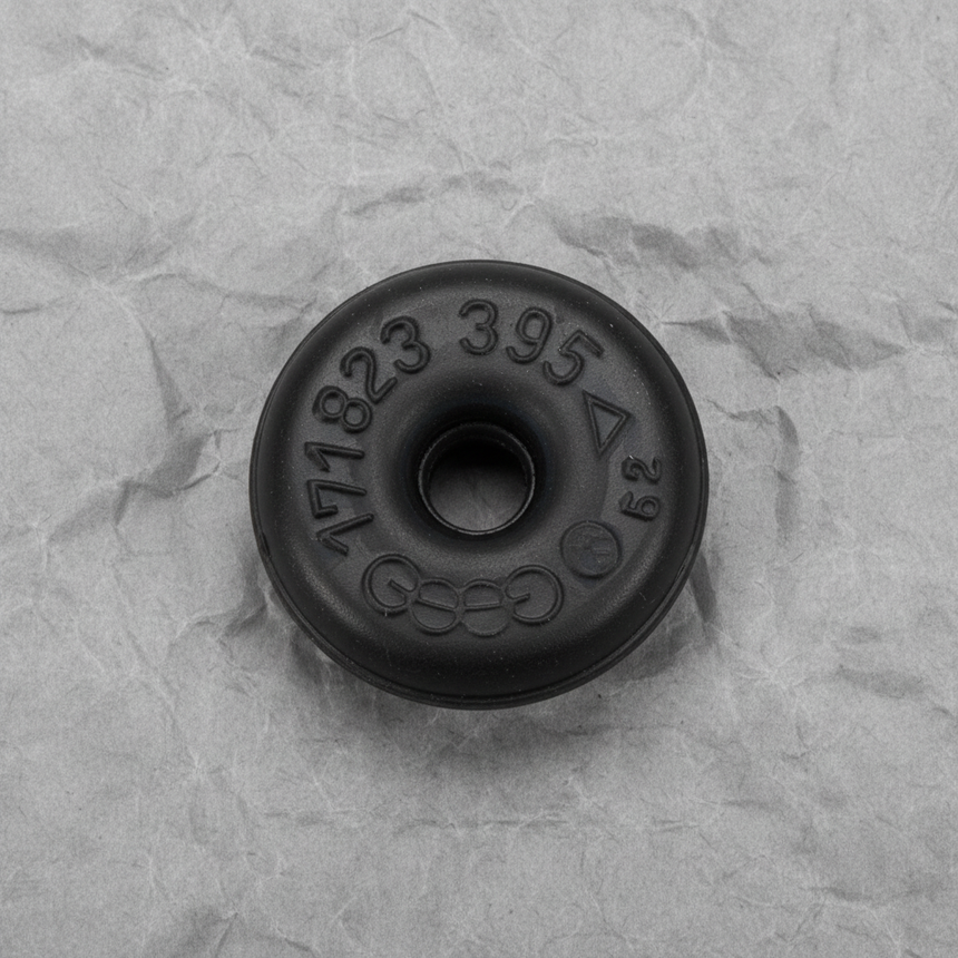 Volkswagen Hood Prop Rod Insulator Top Detail