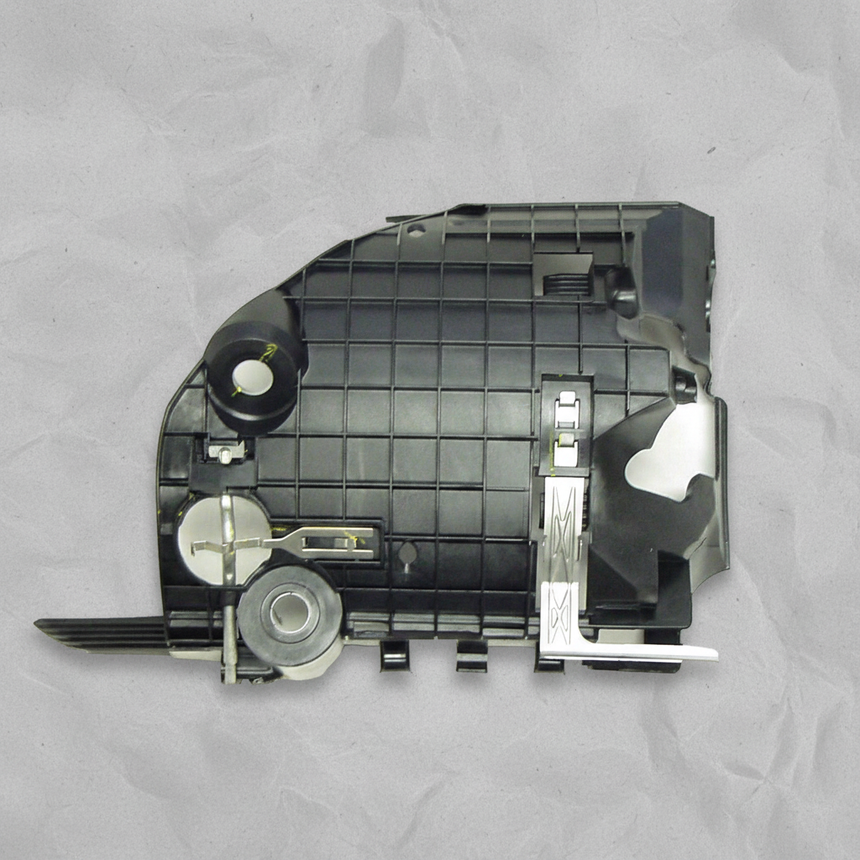 2006-10 Volkswagen Beetle OEM Driver Side Headlight Retainer