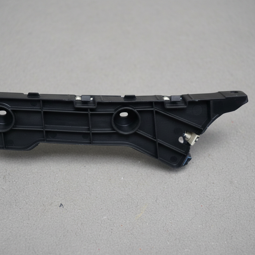 2021-2024 Tahoe or Yukon Rear Bumper Passenger SIde Fascia Guide Bracket OEM