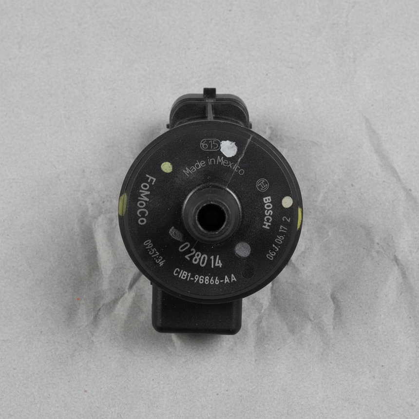 2014-2025 Ford Escape Fiesta OEM Purge Control Valve With Turbo Engine