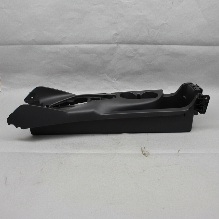 Chevrolet Camaro Center Console Upper Panel Full View