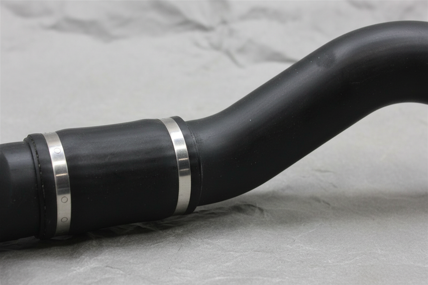 Intercooler Outlet Pipe - Middle Detail Angle 3