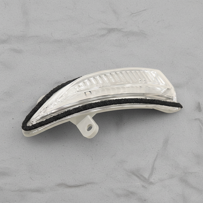 2016-2023 Nissan Maxima OEM Passenger Side Door Mirror Turn Signal Lamp