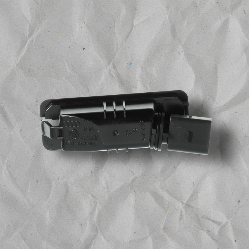 2010-2019 VW Beetle Eos Golf GTI e-Golf 1.4L 1.8L 2.0L 2.5L OEM License Plate Lamp Non LED