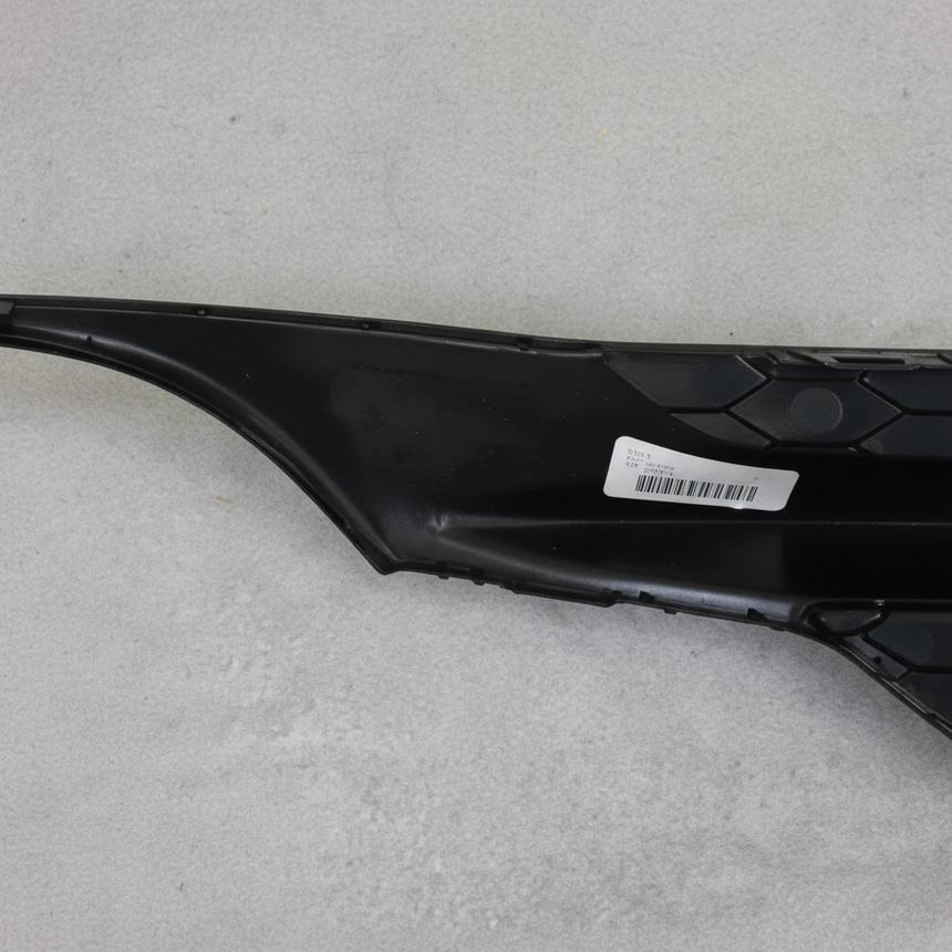 2016-2017 Honda Accord 4dr LX Passenger Front Fog Light Cover OEM