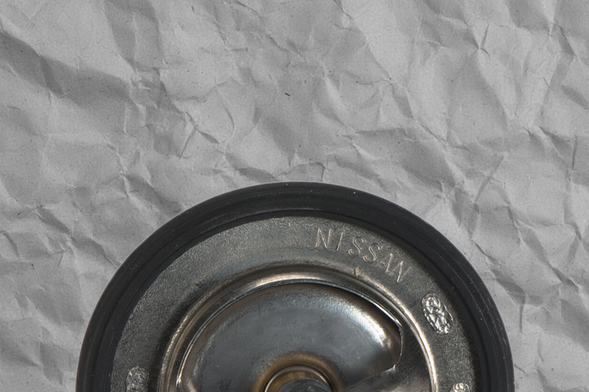 2004-2015 Nissan Altima Rogue Sentra Cube Versa Engine Thermostat OEM