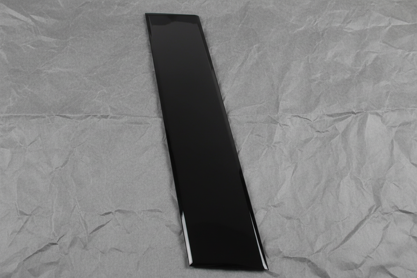 2020-2024 Mazda CX-30 Front Passenger Door Applique Molding Glossy Piano Black